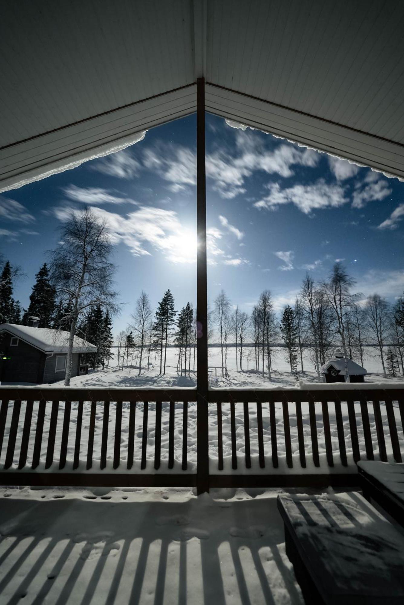 Napapiirin Jaervilomat Hotel Luukonniemi Екстериор снимка