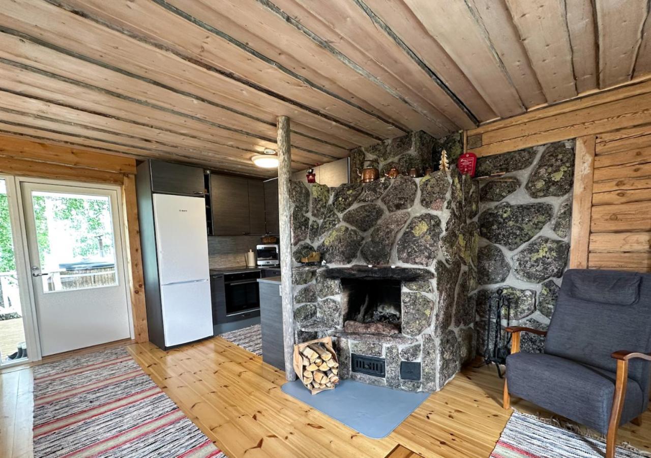 Napapiirin Jaervilomat Hotel Luukonniemi Екстериор снимка