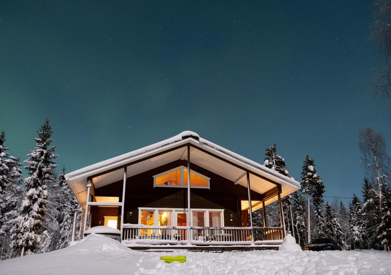Napapiirin Jaervilomat Hotel Luukonniemi Екстериор снимка
